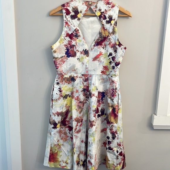 Hunter bell dress - Picture 4 of 5